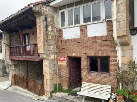 House in calle Bo Rodezas, nº 13